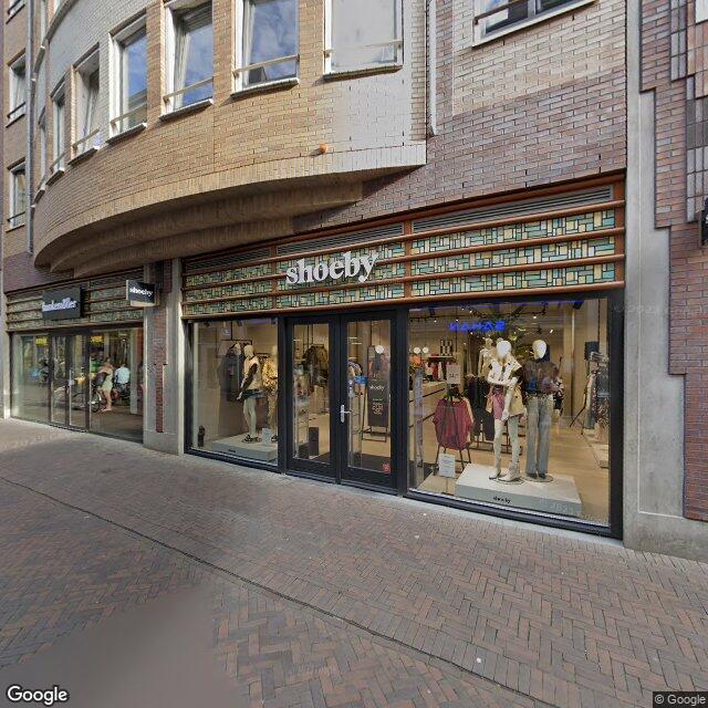 Homerr punt Shoeby Amsterdam in Amsterdam