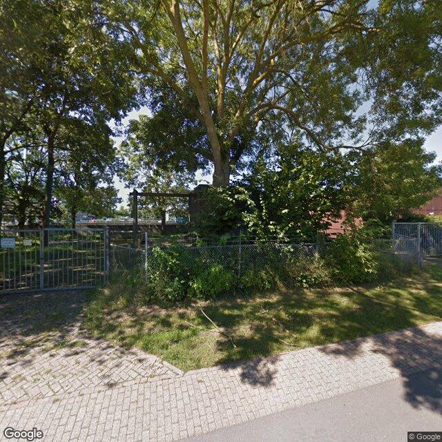 Homerr punt Pakketautomaat in HOUTEN